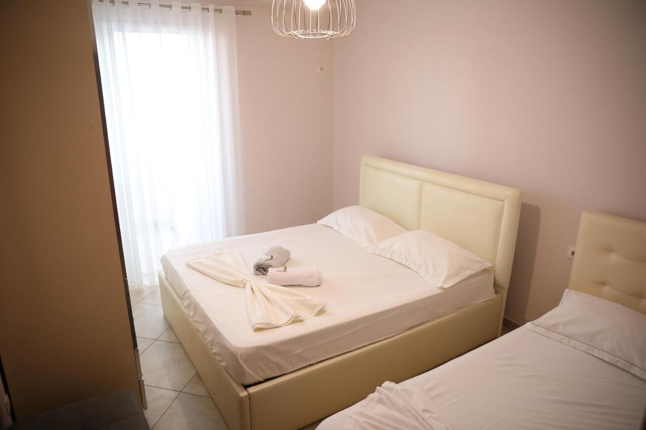 Apartment Amar Shkodër Buitenkant foto
